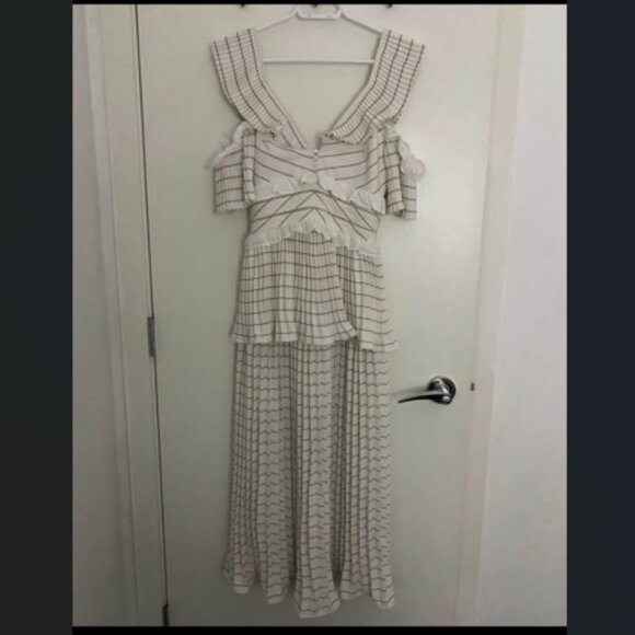 Self Portrait White Black Striped Cut Out Dress Elegant Evening Cocktail US 2 - Picture 3 of 5